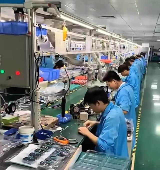 我,在厦门被裁员,为了房贷去摆地摊卖夜宵,去年1年赚了50万